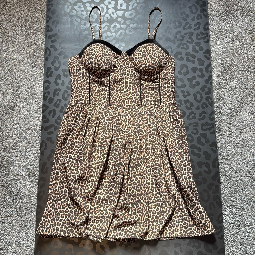 Leopard Print Mini Dress - Size L - Picture 2 of 7